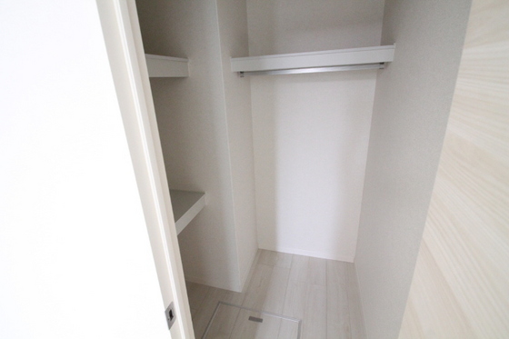 収納　※別部屋の写真です。