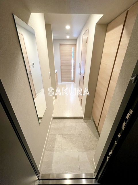 玄関　ゆったりとした玄関スペースです♪