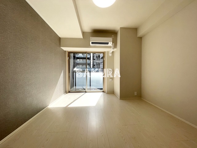 居室・リビング　使いやすい形の為、レイアウトを楽しめます♪