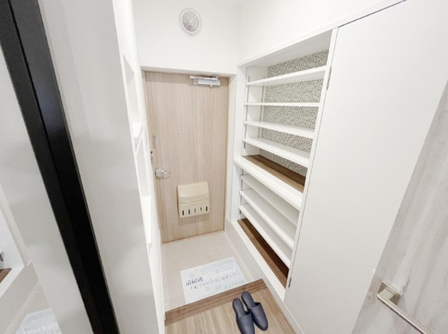 玄関　他部屋参考写真