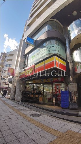 コンビニ　デイリーヤマザキ 池尻店（コンビニ）まで320m