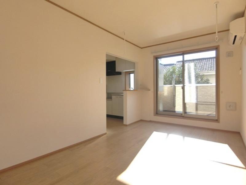 居室・リビング　図面と現状に相違がある場合には現状を優先