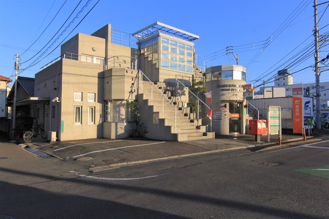 郵便局　松山松末町郵便局（郵便局）まで162m