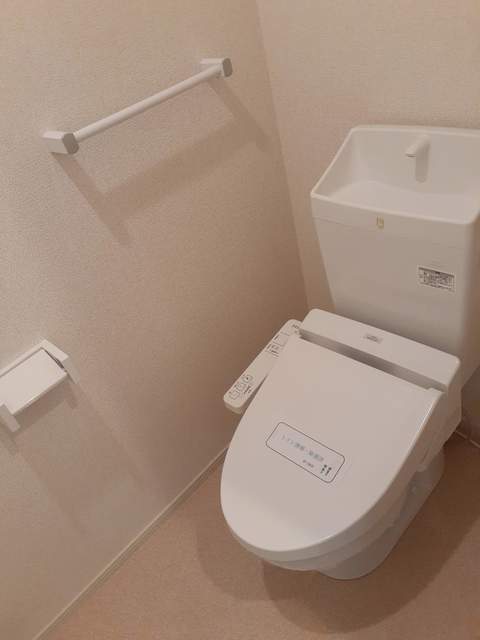 トイレ　トイレ