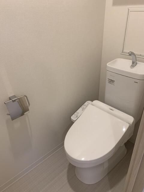 トイレ　ゆったりとした空間のトイレです