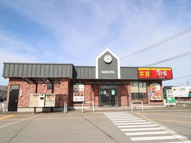 飲食店　すき家（飲食店）まで806m