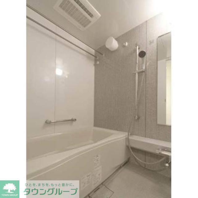 バス・シャワールーム　※写真は同タイプ住戸です。