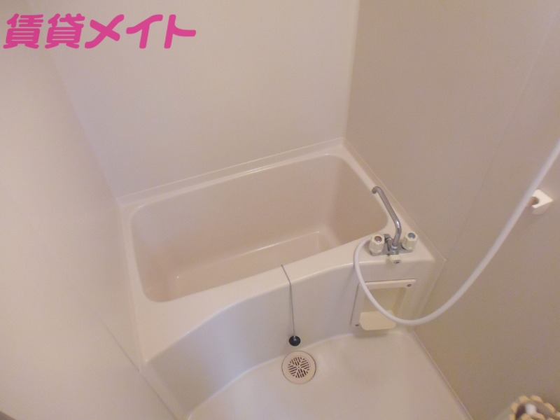 バス・シャワールーム　別部屋参考写真です