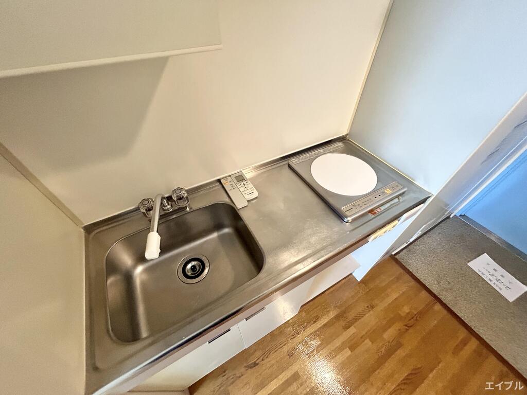 キッチン　写真は別号室になります