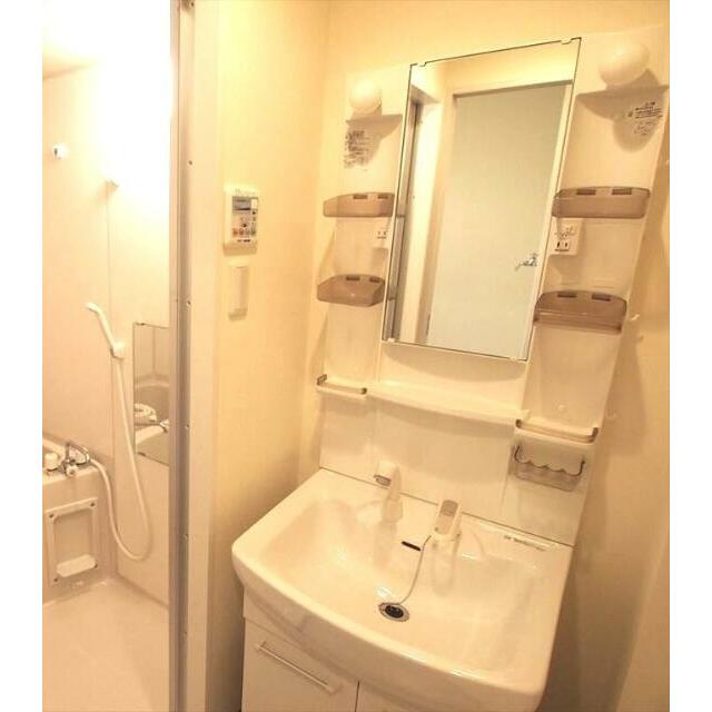 洗面設備　別部屋同間取