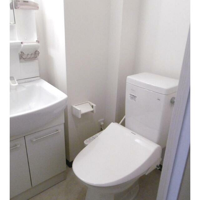 トイレ　別部屋同間取