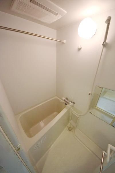 バス・シャワールーム　浴室