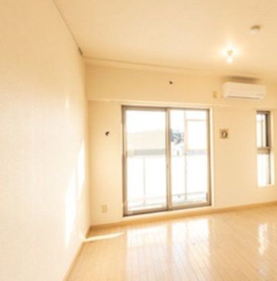 居室・リビング　☆明るい居室☆