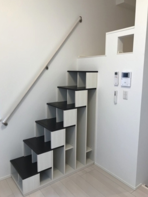 その他　階段下収納