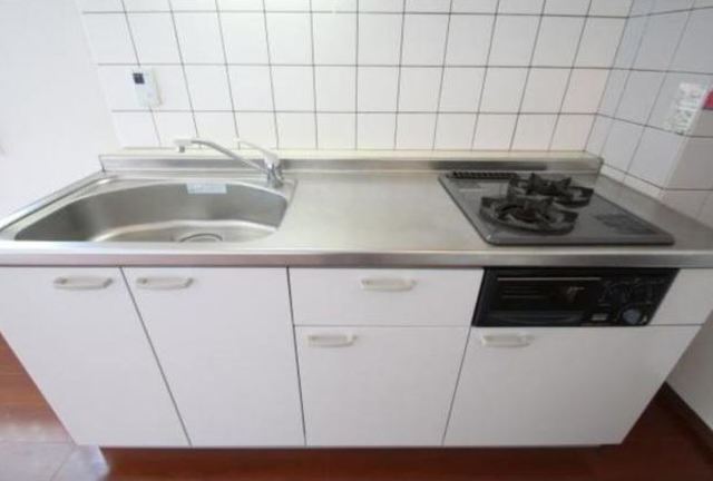 キッチン　※別部屋参考写真