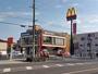 飲食店　マクドナルド 東成玉津店（飲食店）まで883m