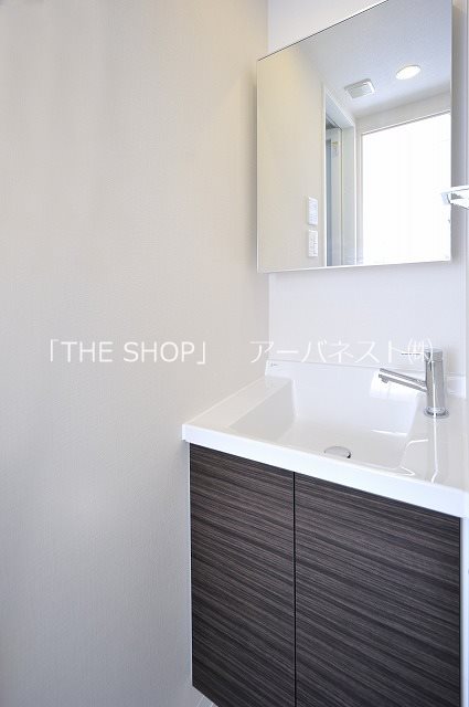 洗面設備　人気の独立洗面台！機能性も考慮されてます！