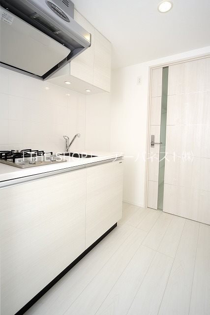 キッチン　お料理の効率を高める２口ガスコンロ！作業場も確保！