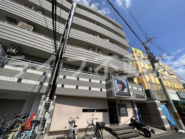 建物外観　落ち着いた雰囲気の外観です