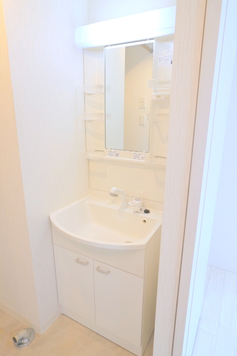 洗面設備　洗面化粧台です♪