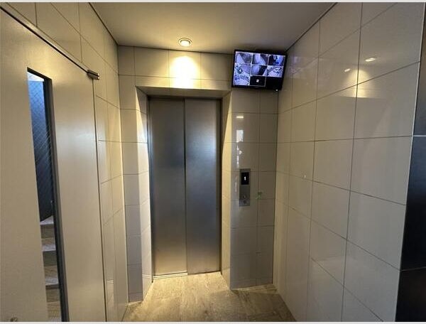 エントランス　名古屋で一番初期費用の安い賃貸専門の不動産会社です(^^)