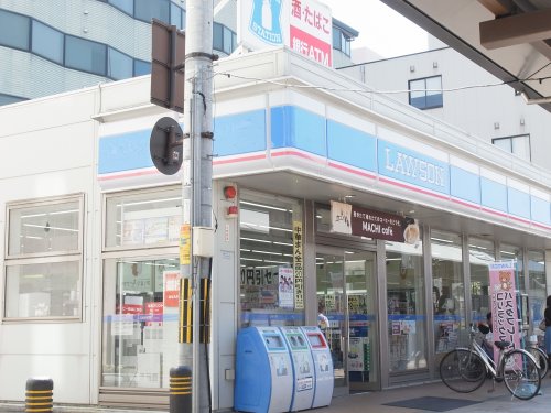 コンビニ　ローソン 近鉄八木駅前店（コンビニ）まで733m