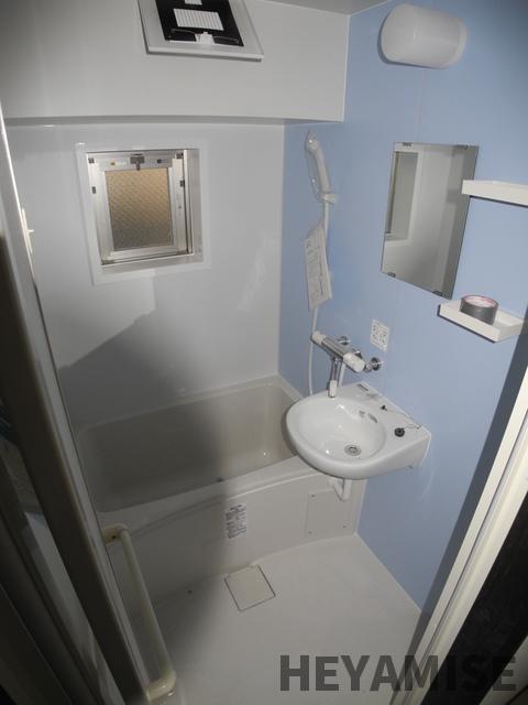 バス・シャワールーム　※同間取りの別のお部屋の写真です※