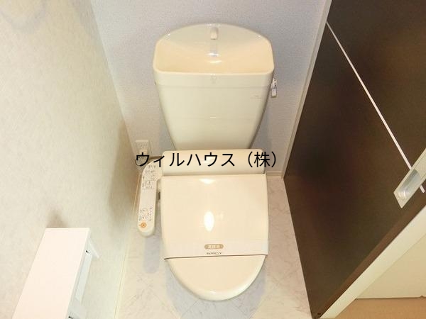 トイレ　ウォシュレット有り！