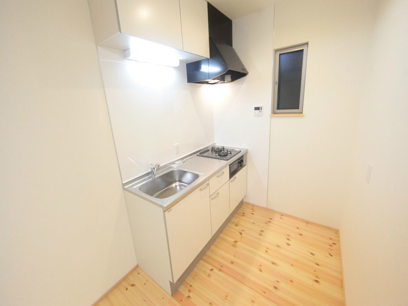 キッチン　システムキッチン（ガス2口コンログリル付）