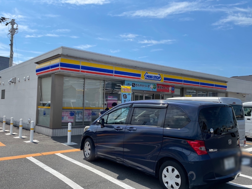コンビニ　ミニストップ 新居浜喜光地町店（コンビニ）まで600m