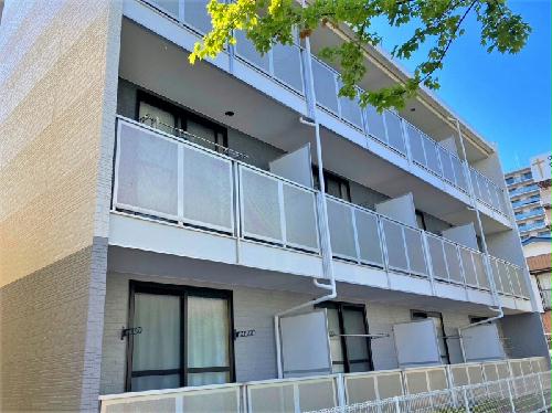 建物外観　人気のバルコニー♪