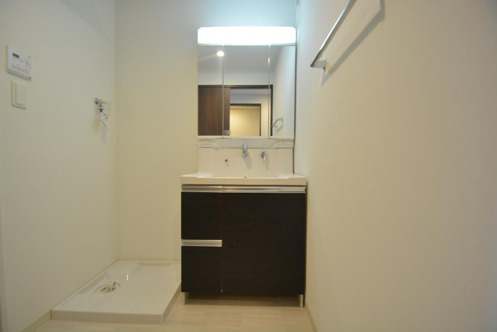 洗面設備　洗髪洗面化粧台