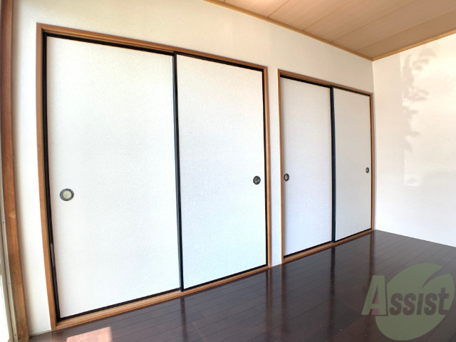 収納　収納は幅もあり荷物が沢山はいりそうですね。