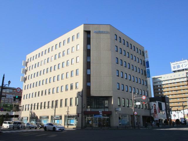 銀行　北洋銀行釧路中央支店（銀行）まで145m