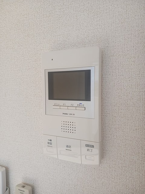 セキュリティ　来訪者の姿を確認できます。