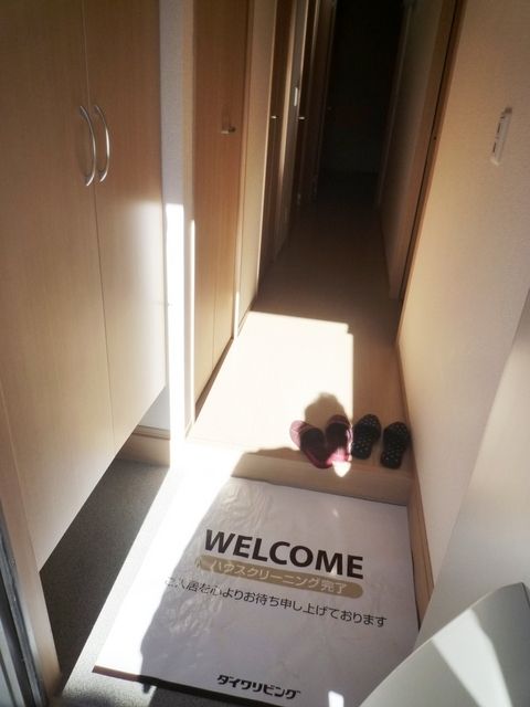 玄関　★★下駄箱の収納力あります★★