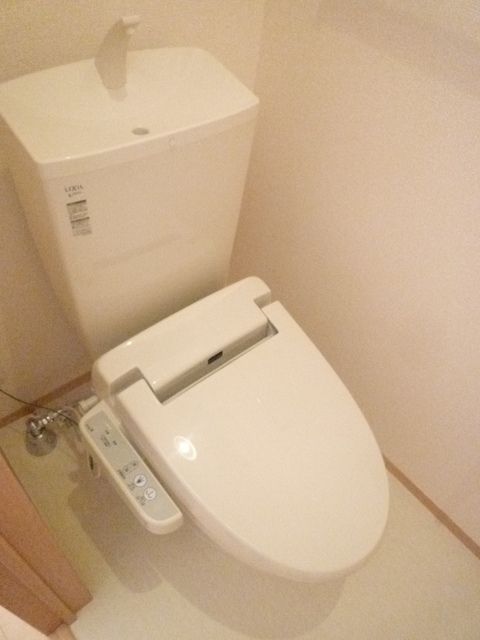 トイレ　★★もちろん温水洗浄便座★★