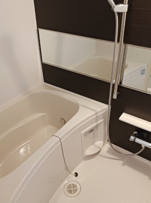 バス・シャワールーム　☆ゆったりスペース☆