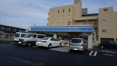 コンビニ　ローソン木太町店さん（コンビニ）まで750m