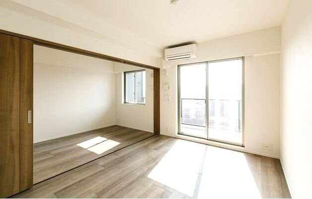 居室・リビング　リビング