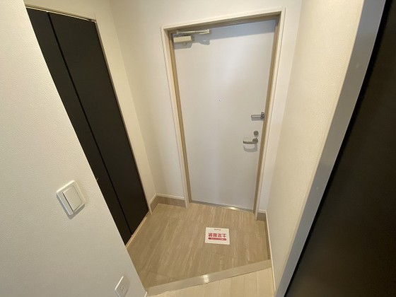 玄関　※別部屋の写真です