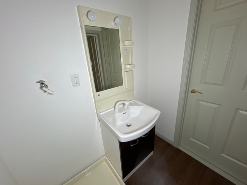 洗面設備　図面と現状に相違がある場合には現状を優先