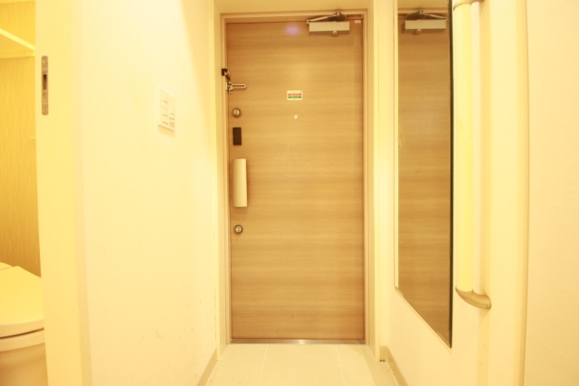 玄関　※別室の参考写真の為、現況優先です。