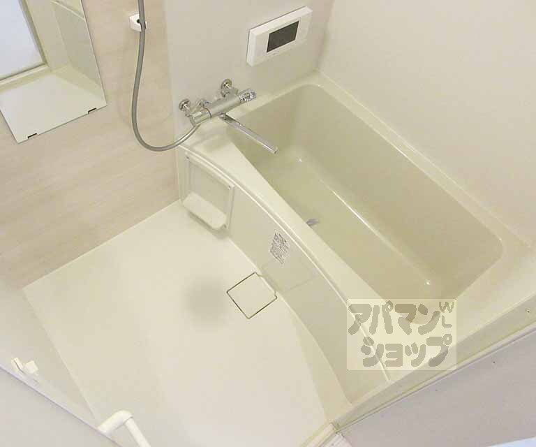 バス・シャワールーム　ピカピカお風呂！