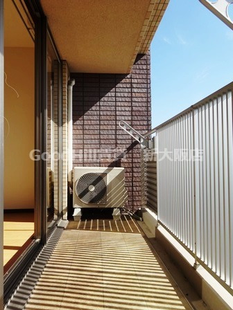 バルコニー　エスティメゾン西中島