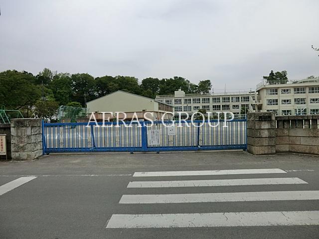 小学校　狭山市立水富小学校（小学校）まで612m