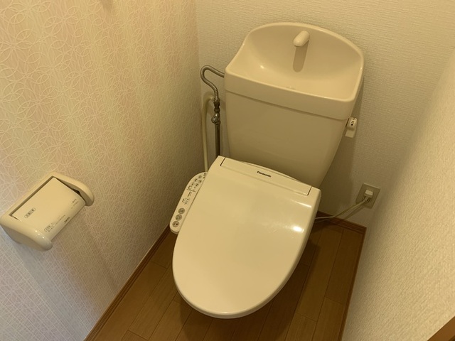 トイレ　トイレ