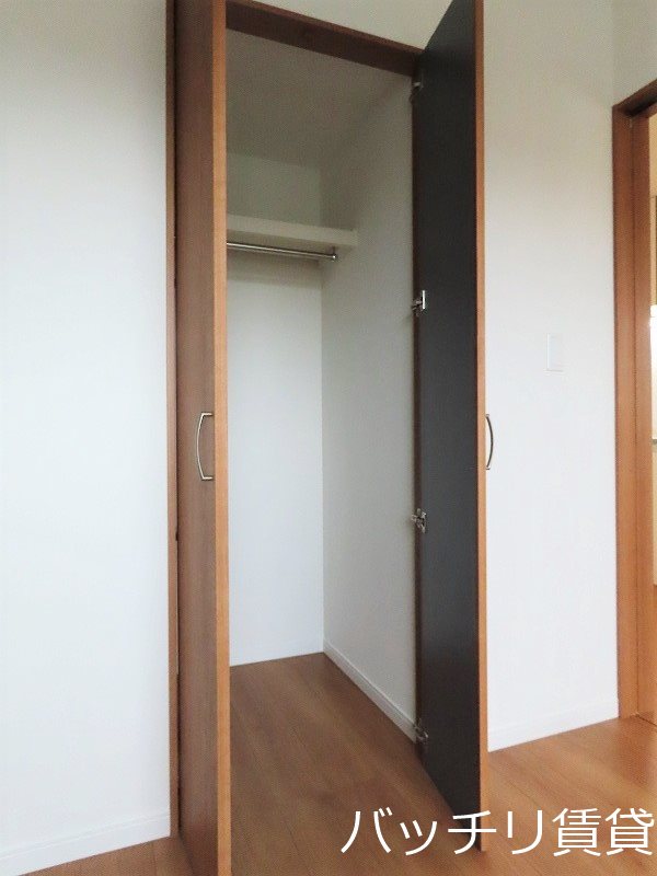 収納　同型イメージの為、現状を優先致します。