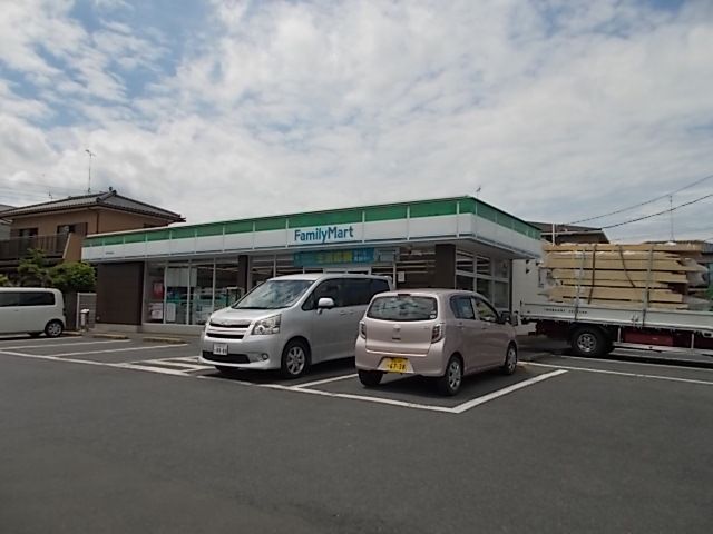 コンビニ　ファミリーマート水戸石川店（コンビニ）まで280m