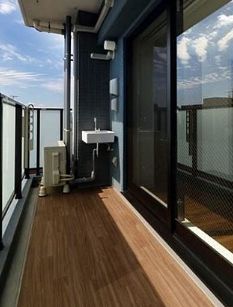 バルコニー　広々としたバルコニーです